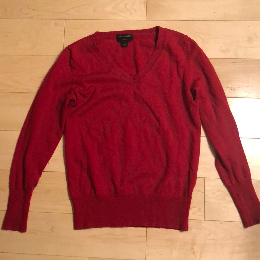 Banana republic red 100% wool sweater sz small